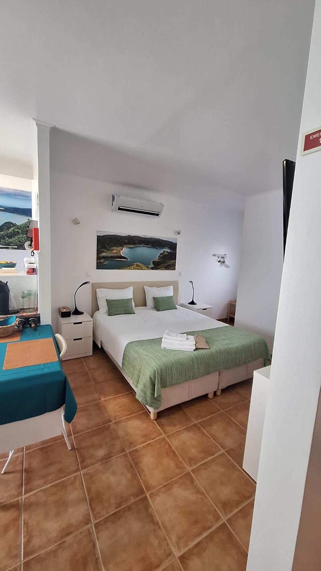 Caminhos Nos Levam Pela Ilha Διαμέρισμα Πόντα Ντελγκάντα Εξωτερικό φωτογραφία